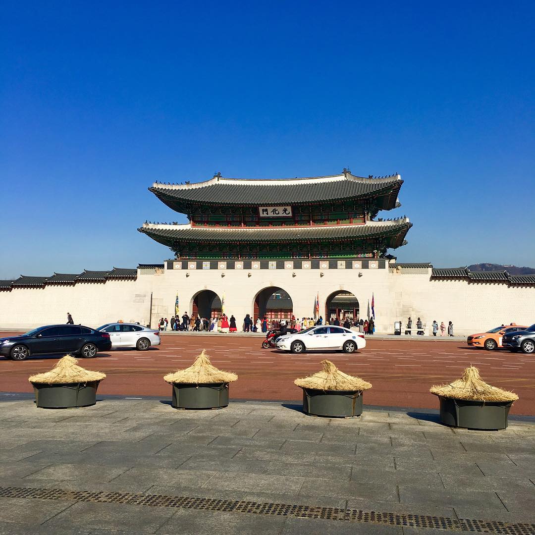 Cổng chính của  cung điện Gyeongbokgung